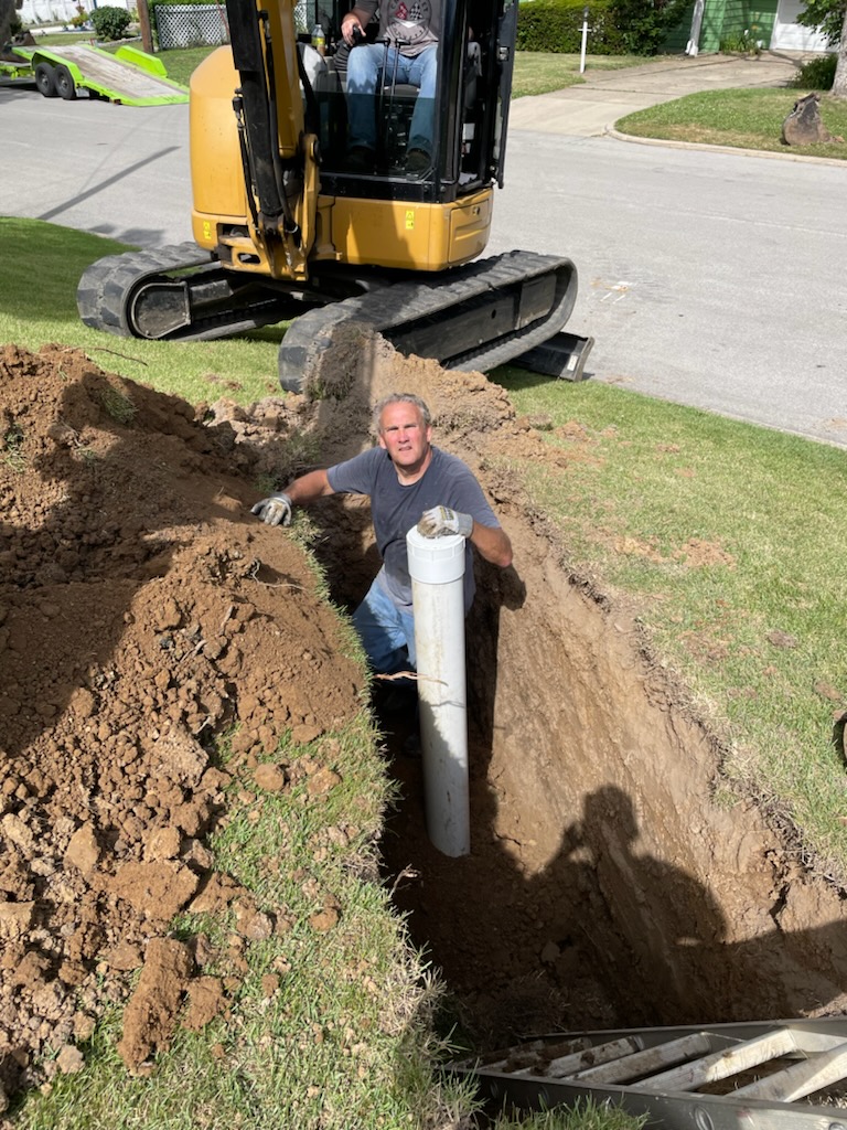 Parks Sewer Service - professionals using mini excavator - Decatur, IL